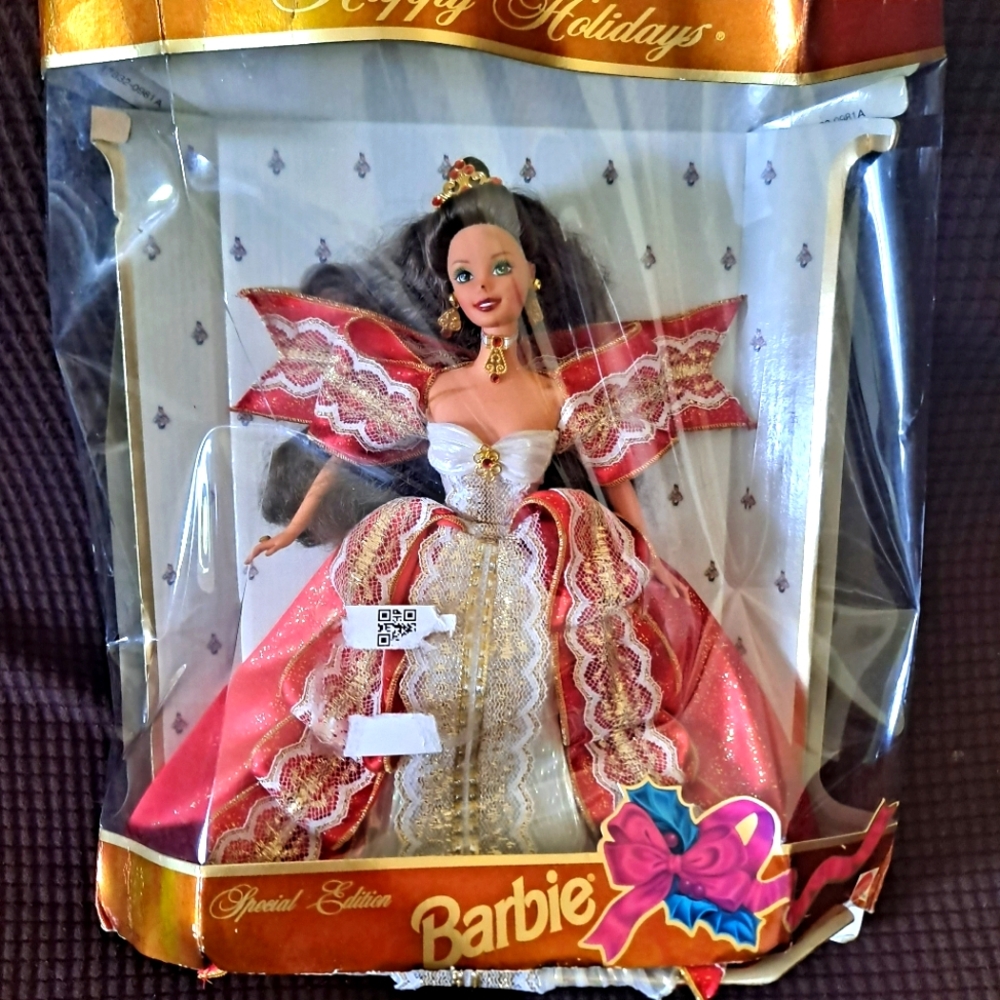 Barbie | 1997 Happy Holidays | 10th Anniversary| Brunette | Vintage/Rare